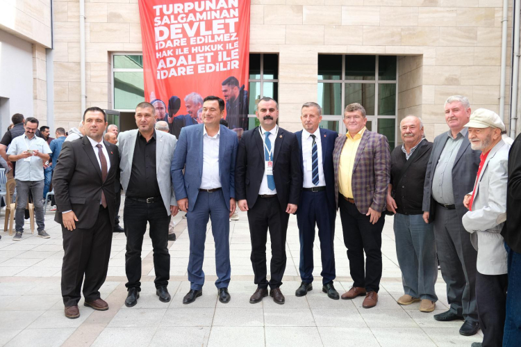 Erdoğan DEMİR / EDİRNE (İGFA) - CHP Uzunköprü İlçe Başkanlığı kongresi Atatürk Kültür Merkezi’nde gerçekleşti