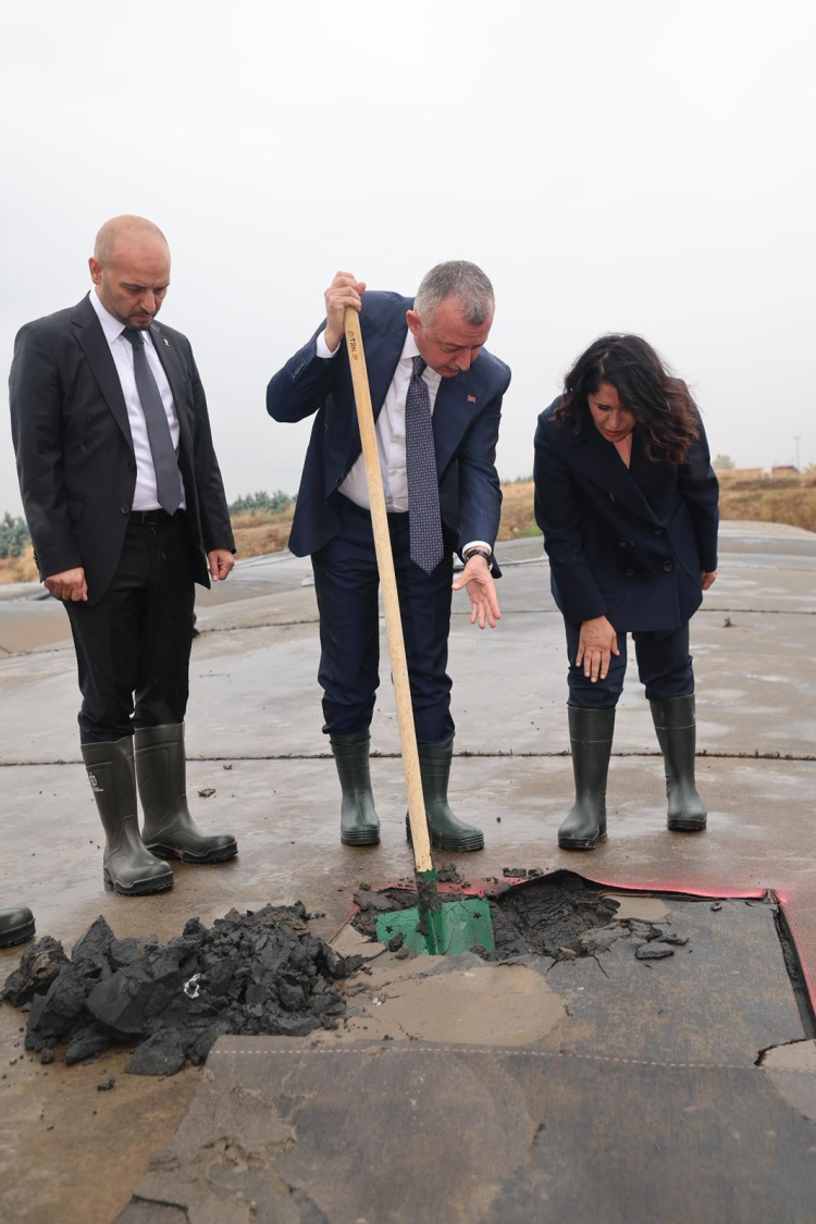 İzmit Körfezi’nden Çamur Temizlenince Maldivler’e Benzedi