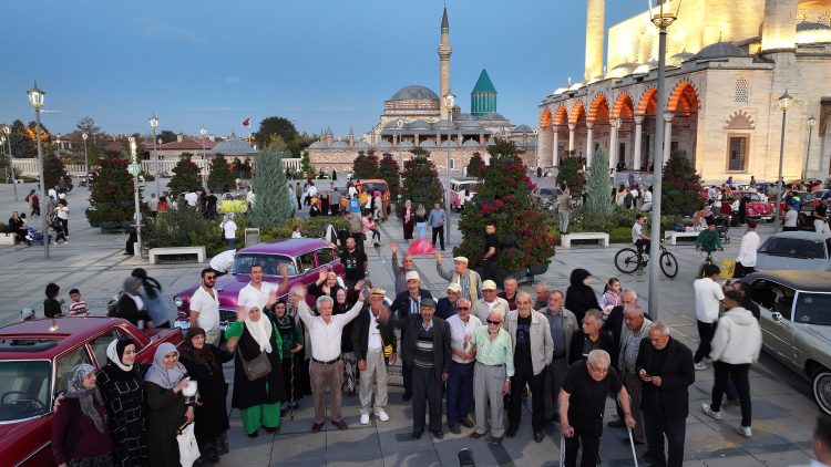 Konya Büyükşehir’den Yaşlılar Günü İçin Nostaljik Jest