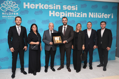 Nilüfer Belediye Başkanı Özdemir'i Ziyaret Eden ARNIAD