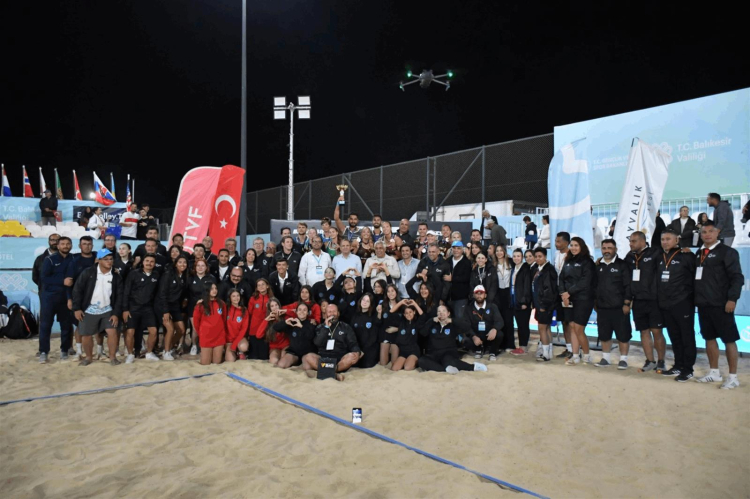 Balıkesir'de Plaj Voleybolu Dünya Turu Şampiyonluğu