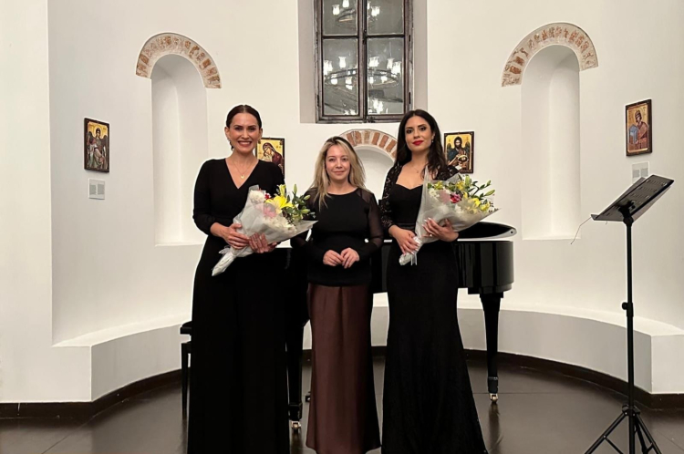 Aziz Panteleimon’da Güzün Ezgileri