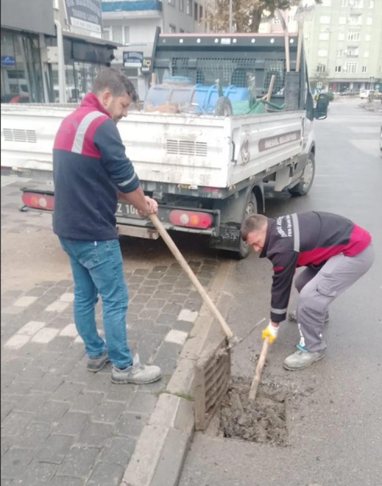 Bursa İnegöl'den Rögar Temizliği Desteği