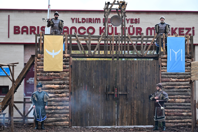 Yıldırım Belediyesi 2025-2026 Kültür-Sanat Sezonunu Açtı