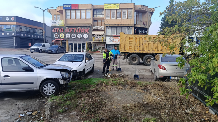 Nilüfer Belediyesi Sanayi Sitesi Temizlik ve Düzenleme Çalışması