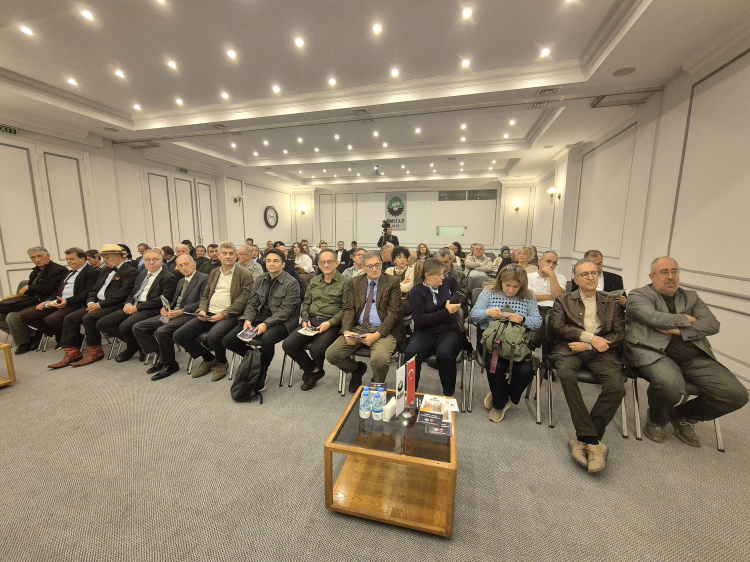 Felsefe ve Zihin Üzerine Söyleşi