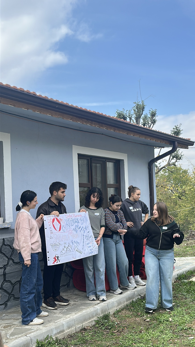 Bursada Gençler Üçpınar'da Toplandı