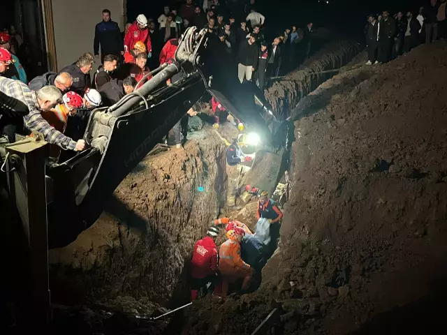 İki Kardeş Göçük Altında Kaldı, Hayatını Kaybetti