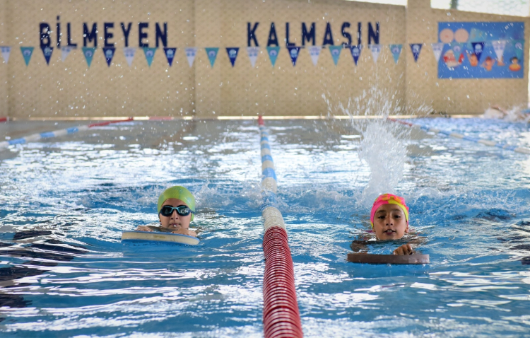 Bursa'da Yıldırımlı Çocuklar İçin Yaz-Kış Spor İmkanı