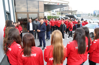 U17 ve U20 Serbest Güreş Milli Takımları Balkan Şampiyonası için hazır