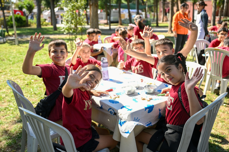 Bornova Kitap Günleri Devam Ediyor