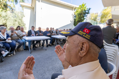 İzmir Büyükşehir Belediyesi Başkanından Hayır Yemeği Katılımı