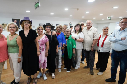 İzmir’de Yaşlılara Destek