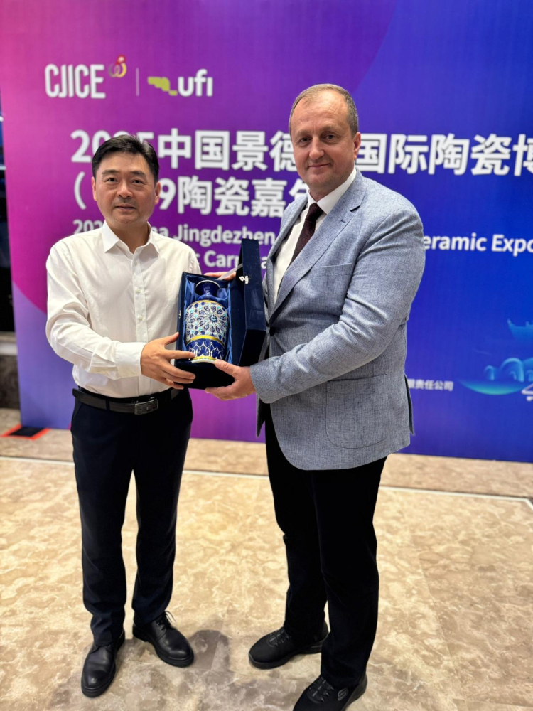 İznik’te Dünyanın Büyük Seramik Fuarı