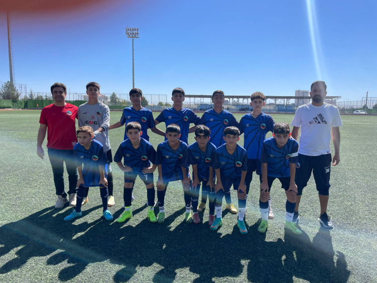Süleyman Edis: Mardin 1969 Spor’un genç kalecisi