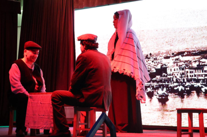 Mudanyalı Tiyatrolar Mübadil Öyküleriyle Adalarda