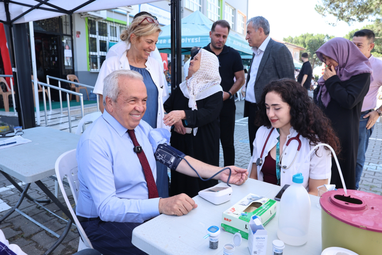 Nilüfer Başlıyor: Halk Sağlığı Günleri Yoğun İlgi