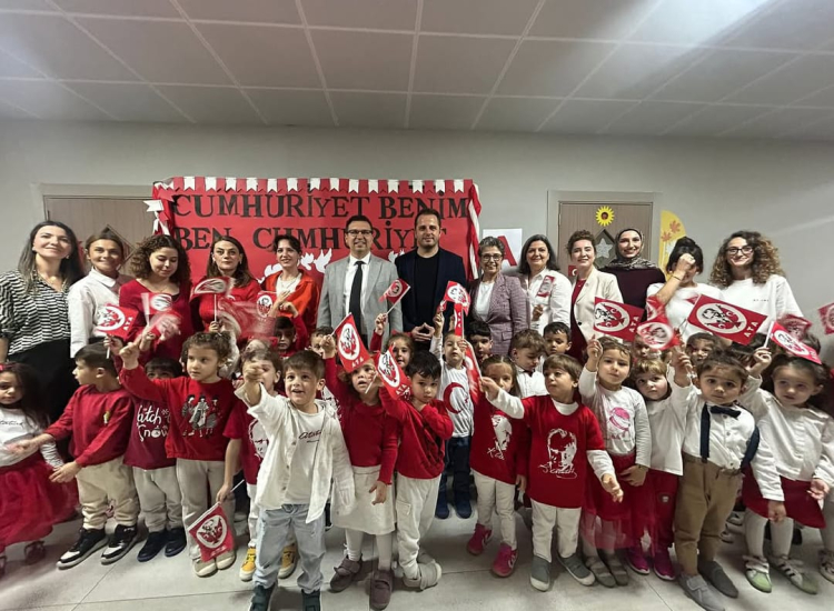Nilüfer Kreşlerinde Cumhuriyet Coşkusu