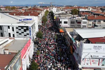 Sakarya Halkı Filistin İçin Sokağa Dö küldü
