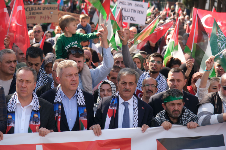 Sakarya’da Özgür Filistin İçin Yürüdüler