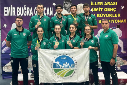 Sakarya Karate Sporcuları Şampiyonadan Başarıyla Döndü