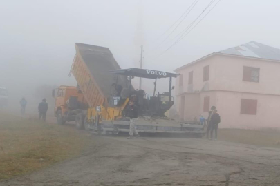 Yayla Yollarında Kuru Beton Çalışması