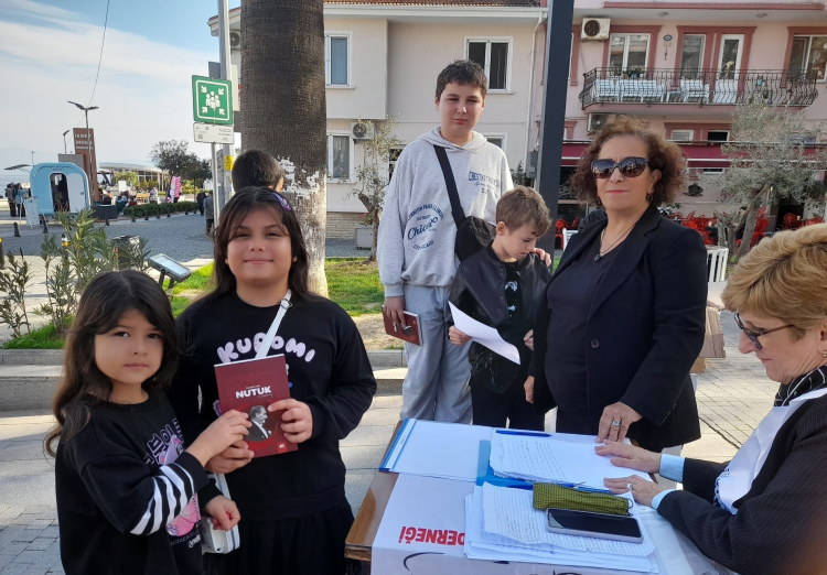 ADD Mudanya'dan Nutuk Hediye: Çocuklar Atatürk'ü Sevsin