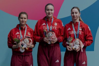 Bursa Büyükşehir Özgürü Özge Yılmaz'dan Gümüş Madalya