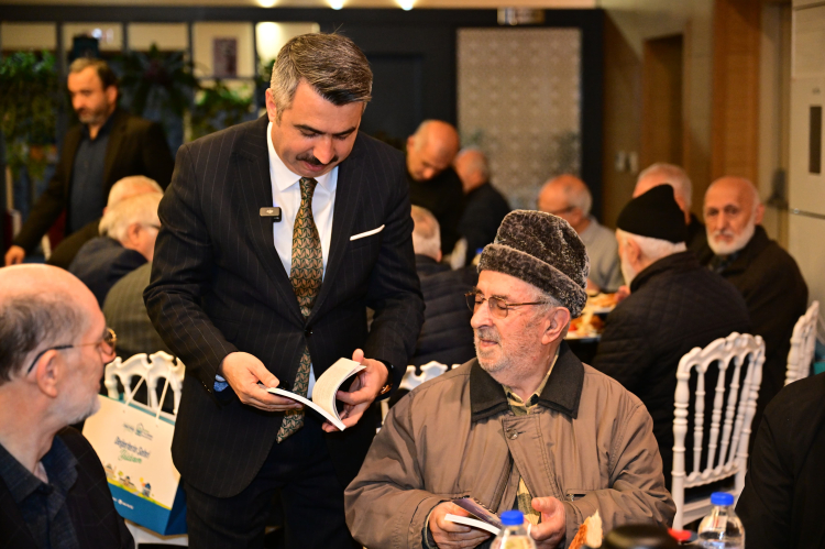 İlçe Başkanından Öğretmenler Günü Mesajı