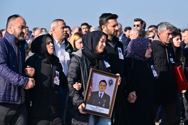 Askeri Törenle Uğurlama