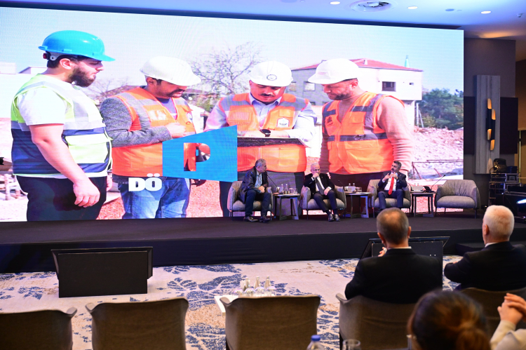 Şehrin Dönüşümünde Modern Yöntemler