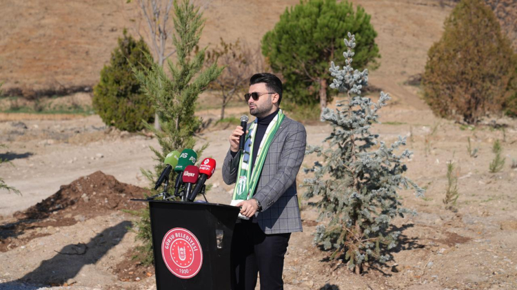 Bursaspor’lu Forvetler Gürsu’da Fidan Dikti