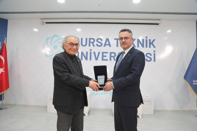 Dijital Bağımlılık Yeni Neslin Tehdidi