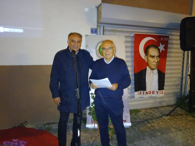 Bizim Mahallenin Giritlileri Belgeseli İzleyiciyle Buluştu