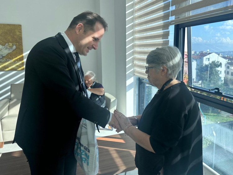 Nilüfer Belediyesi'nden Öğretmenlere Vefa