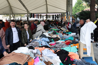 Nilüfer'de 7. Giyim Pazarı Açıldı