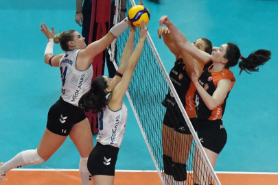 Nilüfer Belediyespor Eker, Eczacıbaşı Dynavit’i 3-1 Yendi