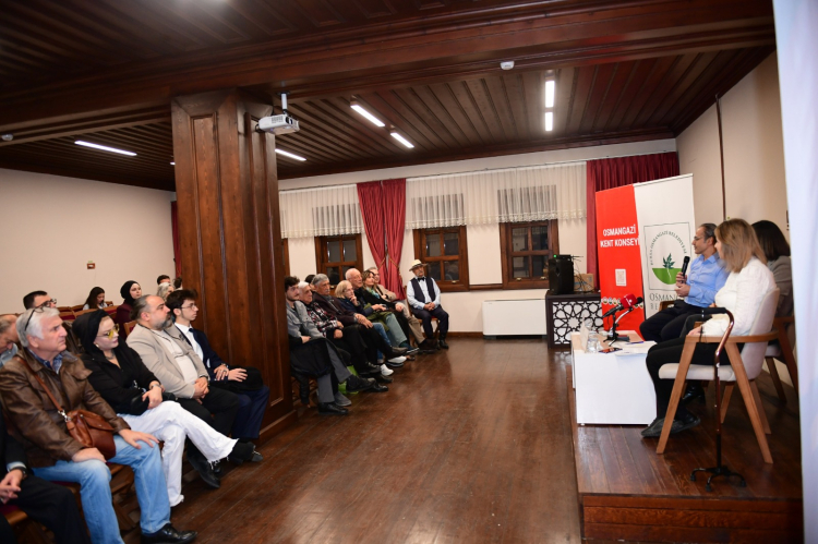 Şadırvanlı Han’da Felsefe Konferansları Başladı