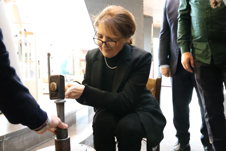 Bakan Bolkvadze Bursa'da Panorama 1326’yı Gezdi