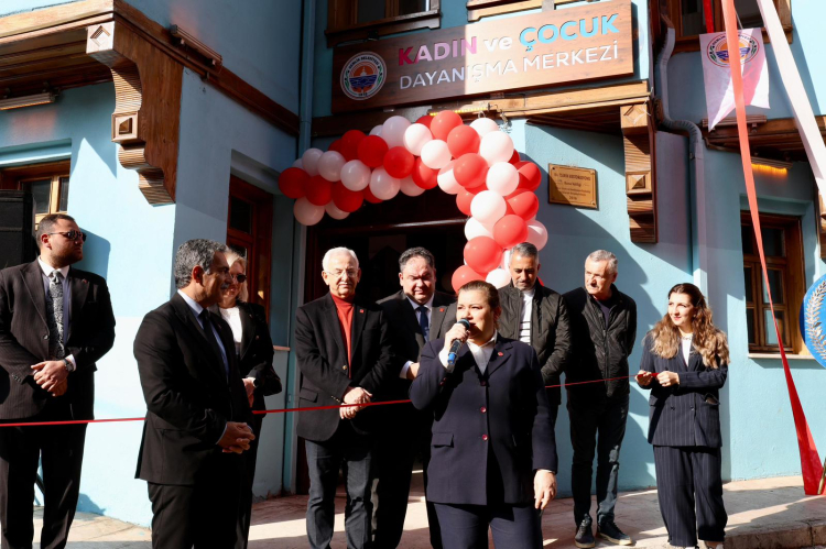 Gemlik’te Yeni Dayanışma Merkezi Açılışı