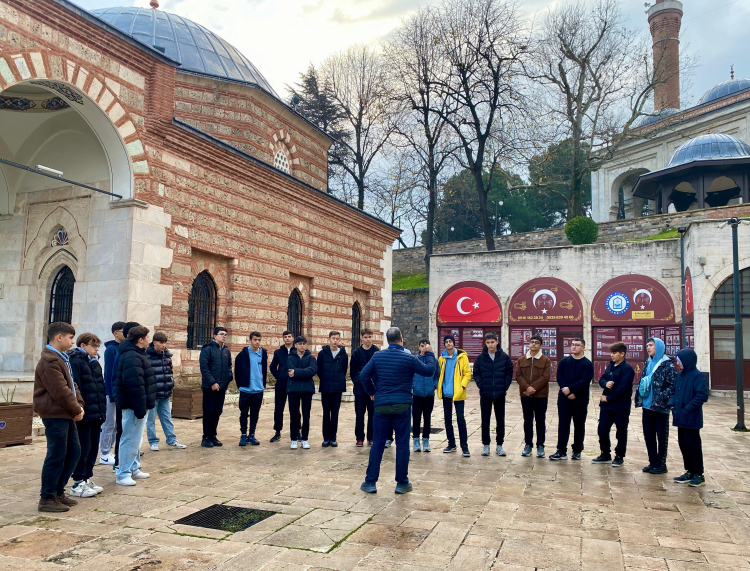 Adım Adım Kadim Bursa Yürüyüş Etkinliği