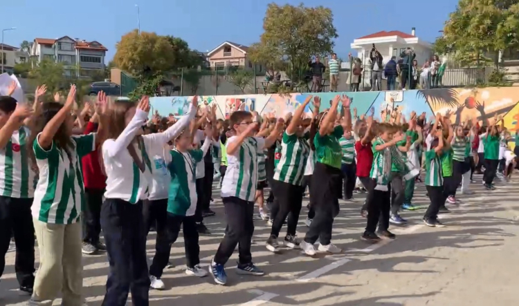 Bursa’da Spor Günü Coşkusu Devam Ediyor