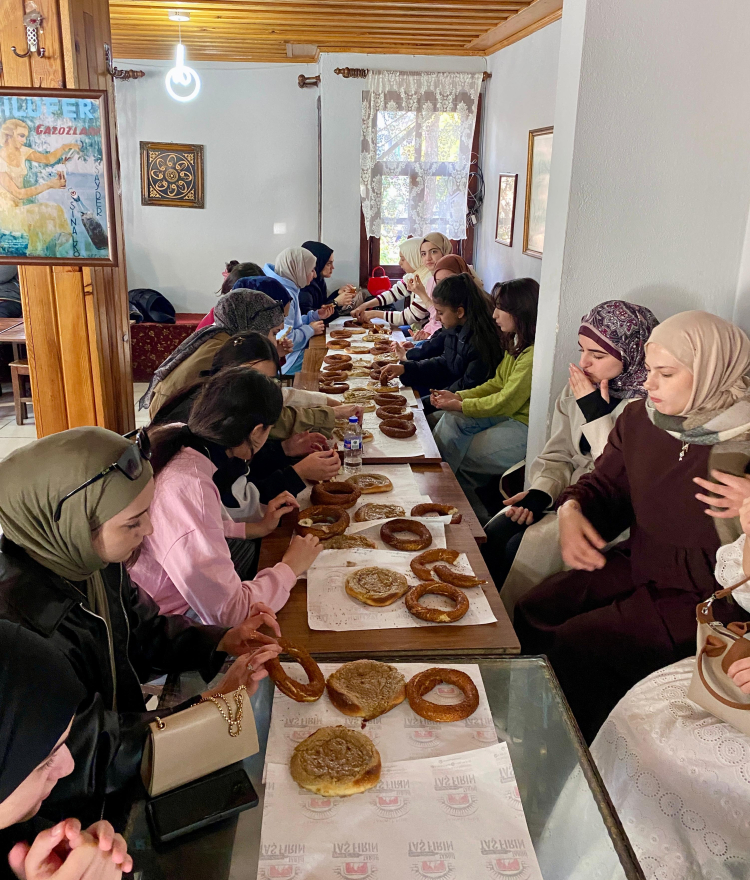 Bursayı Keşfeden Yıldırımlı Gençler