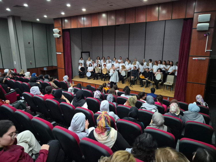 Konser Akışı ve Katılımcılar