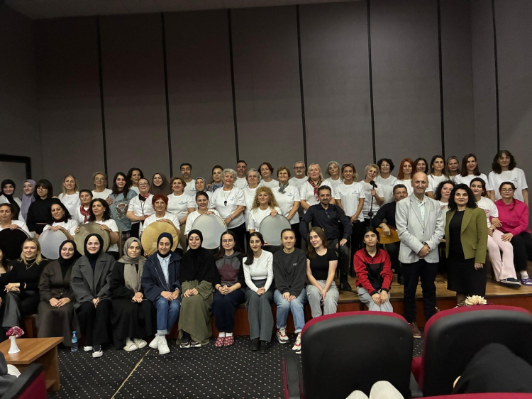 Gençleşen Türkülerden Yurttan Sesler Sürprizi