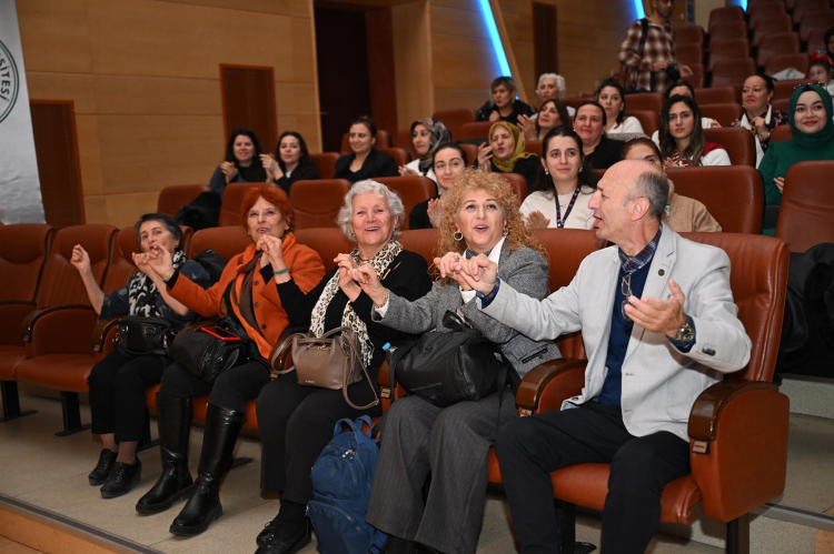 Kocaeli Üniversitesinde Gençleşen Türküler