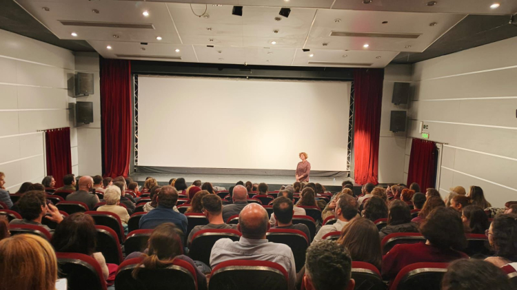 Bursa Nilüfer Belediyesi Yeni Yapımla İzleyiciyi Buluşturdu