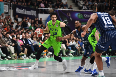 TOFAŞ–Glint Manisa Basketbol Maçı
