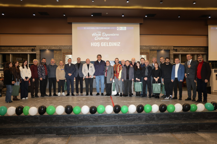 7 Bölge Halk Oyunları Gösterisi