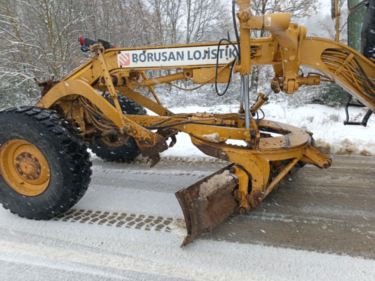 Gemlik’te Kar Yağışı Sonrası Ulaşım Güvenliği